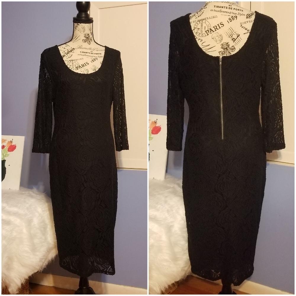 Rose lace black dress